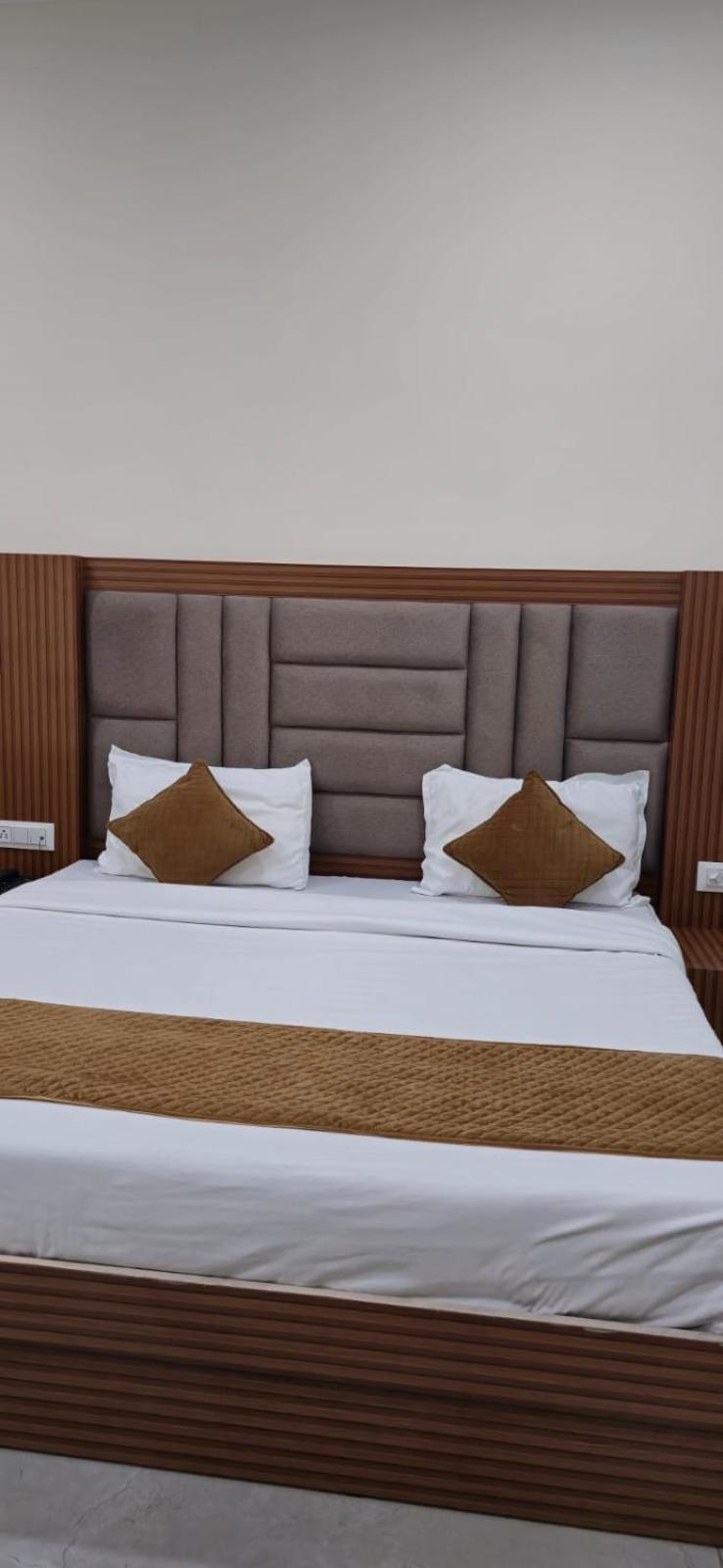 Satya Residency Hotel Katra  Exterior photo