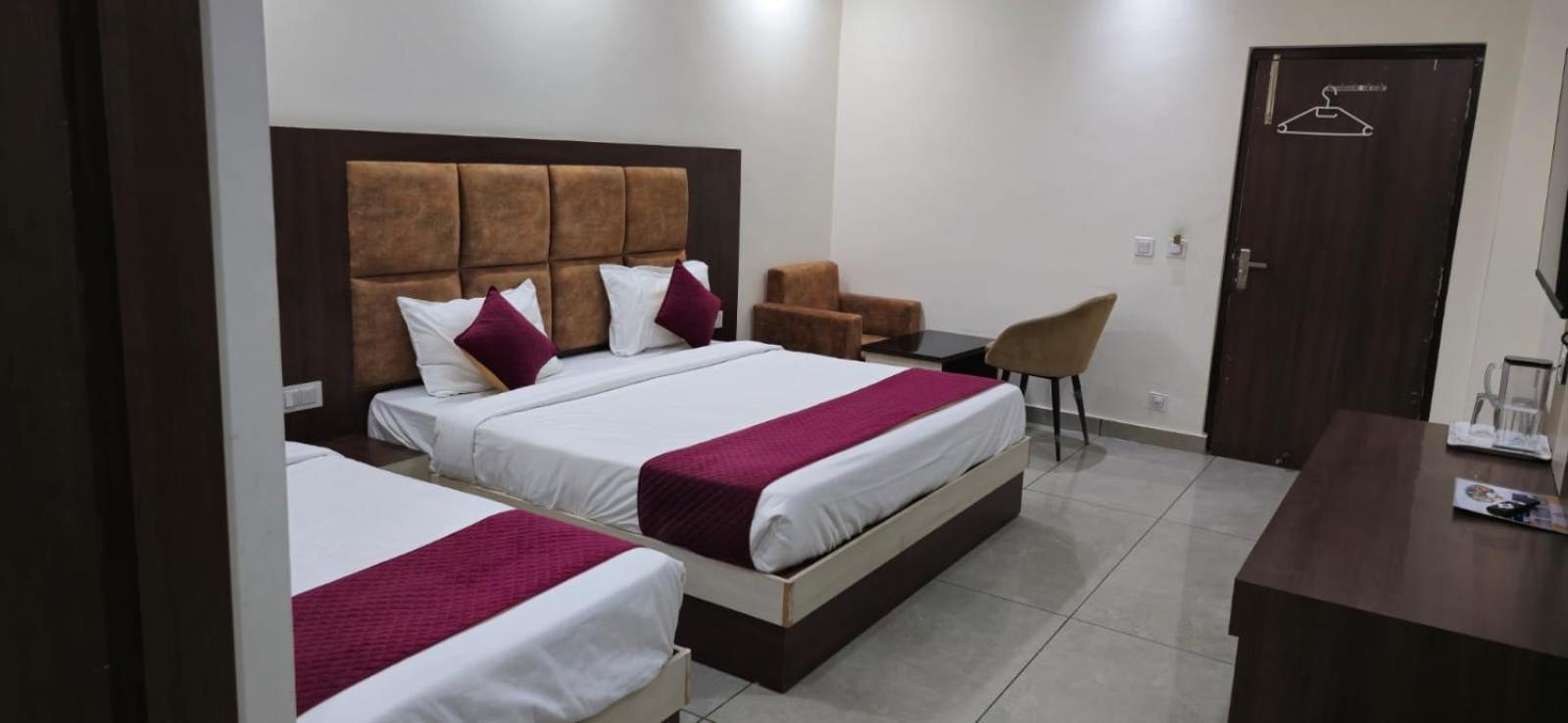 Satya Residency Hotel Katra  Exterior photo