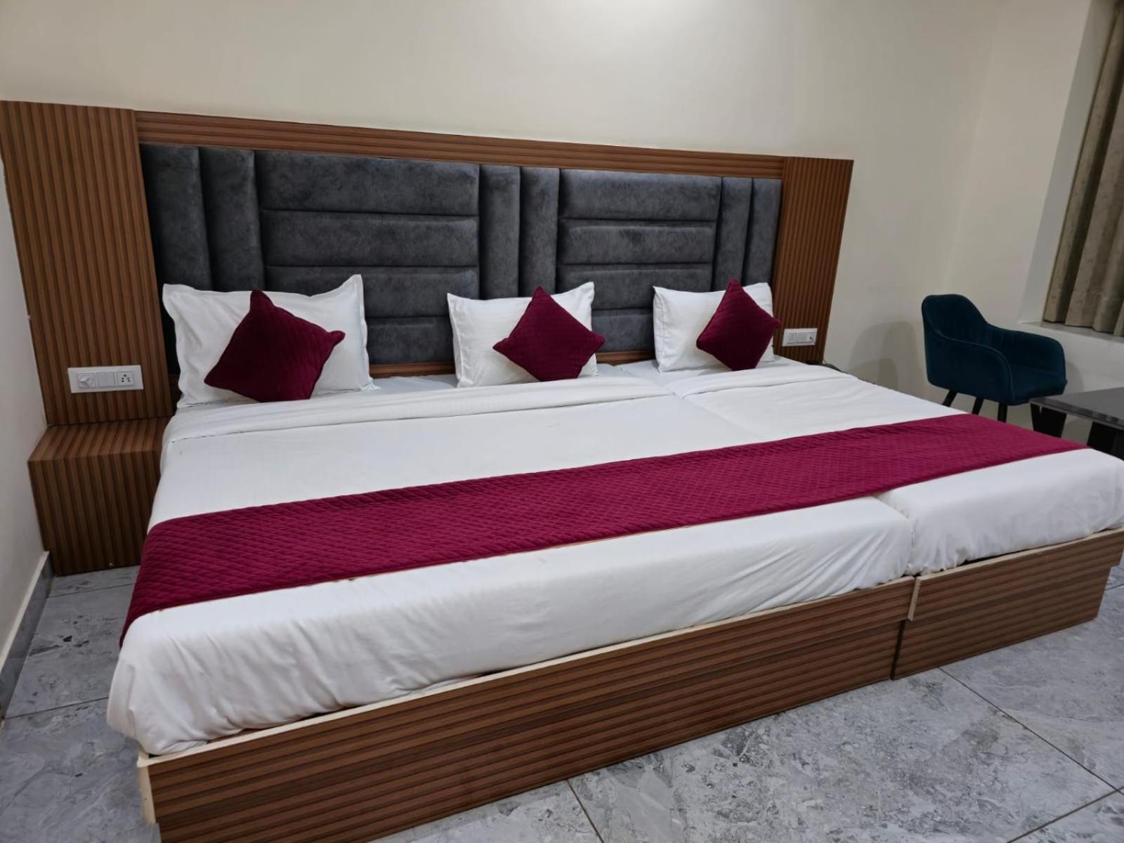 Satya Residency Hotel Katra  Exterior photo