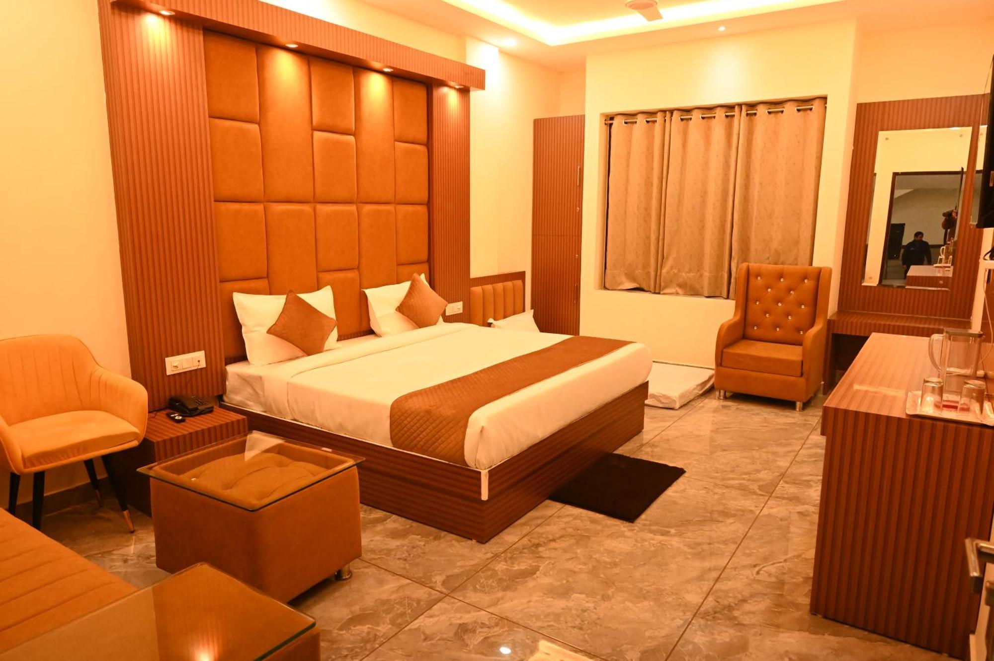 Satya Residency Hotel Katra  Exterior photo