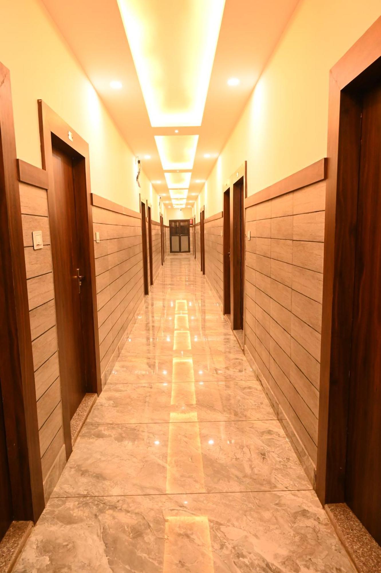 Satya Residency Hotel Katra  Exterior photo