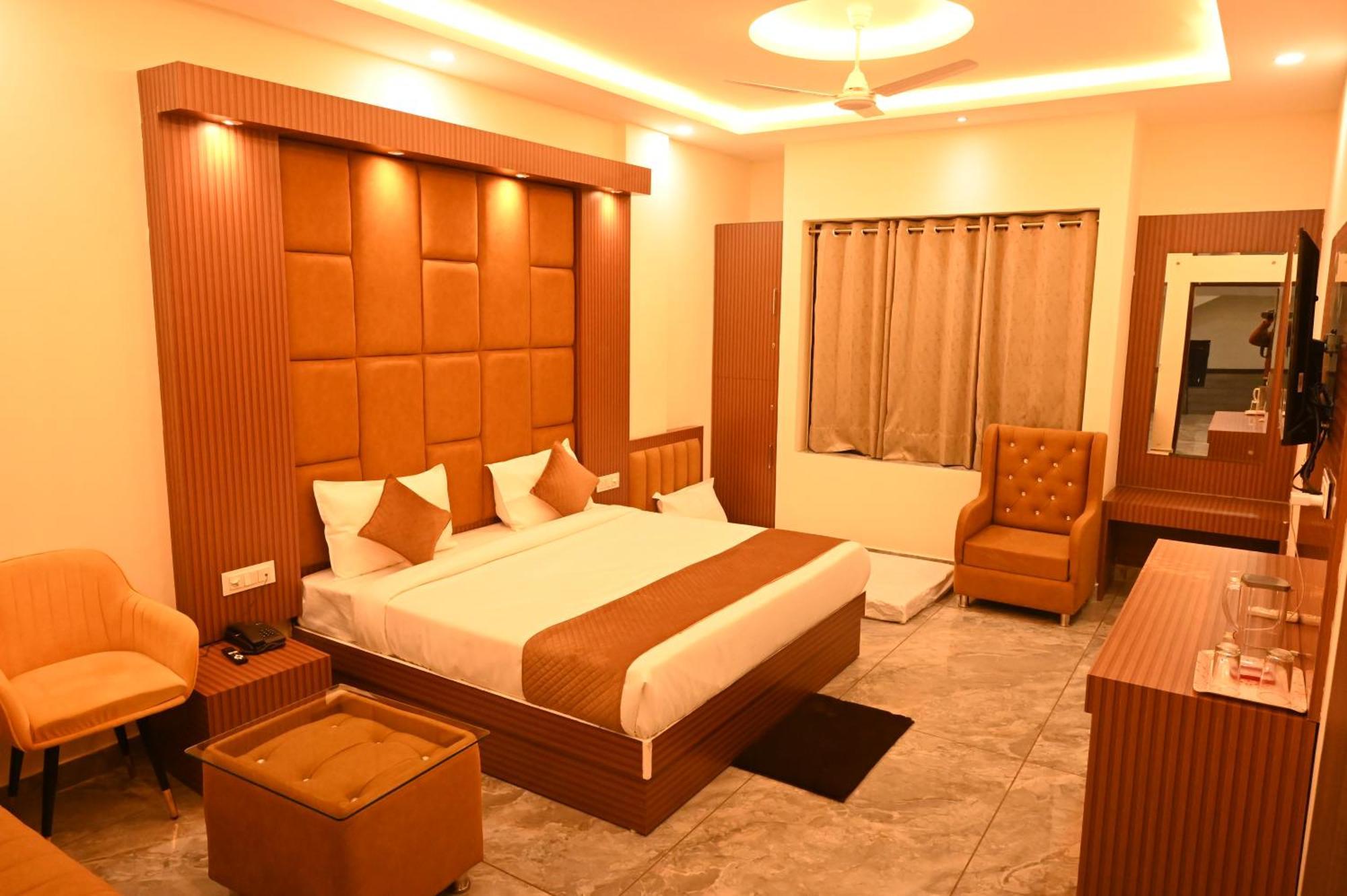 Satya Residency Hotel Katra  Exterior photo